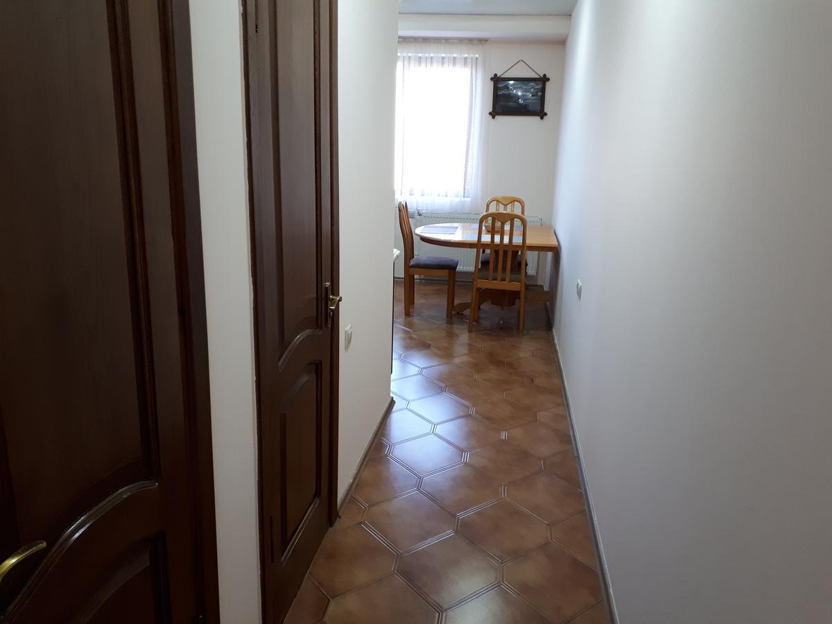 Apartment Archil Μπατούμι Εξωτερικό φωτογραφία